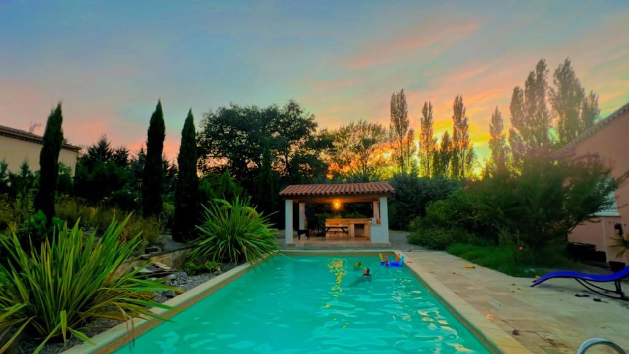 Peaceful 3 Bedroom 8 Person Ground Floor Apartment With Large Private Heated Pool La Digne-d'Amont Екстер'єр фото